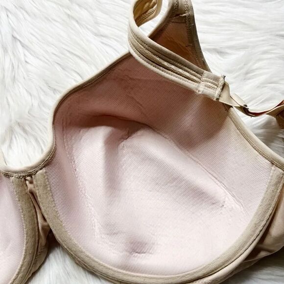 Bali Underwire Cup Back Center Belt Bra Nude Size 42D - Picture 2 of 7